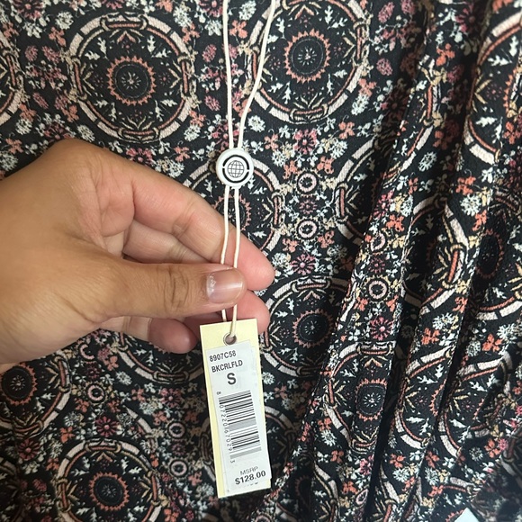 ✨NWT✨✨ Max Studio Ruffle Crepe High/Low Wrap Midi Dress - Picture 5 of 6